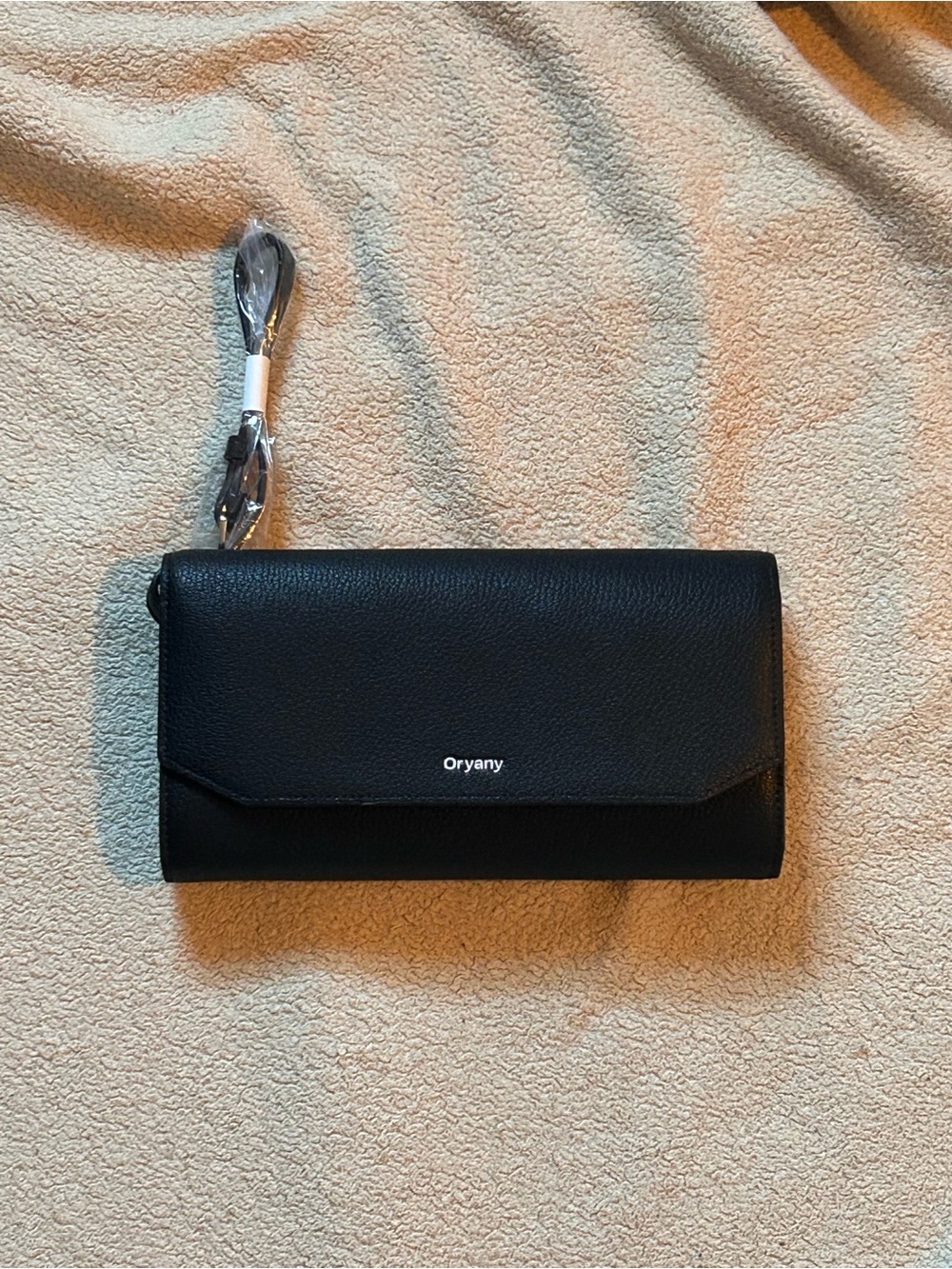 ORYANY Black Leather orYANY Mandy Crossbody With Passport Holder NWTS